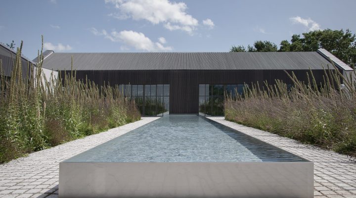 Ontwerp kantoortuin met waterelement